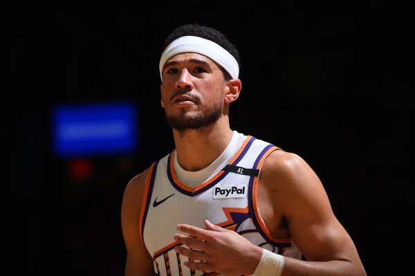 端盛康优配 仅10投5中 布克: 我需要多出手 打得更具侵略性